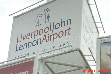 04 lennon_airport