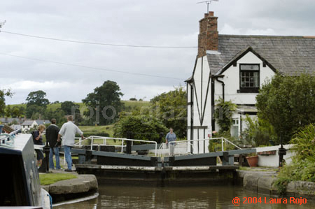 100 canal_doors
